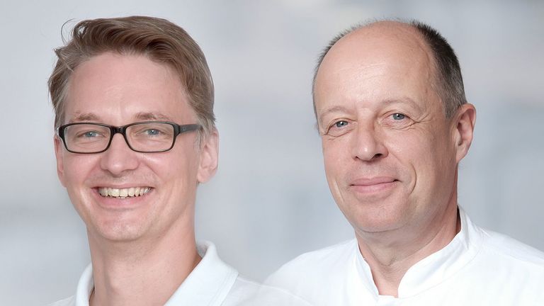 Albertinen Krankenhaus - Albertinen Herz- und Gefäßzentrum - Prof. Karsten Sydow und Prof. F.-C. Rieß über die Folgen eines verschleppten Herzinfarktes im Hamburger Ärzteblatt